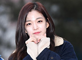 [BZ포토] 프로미스9 이채영, 하트 요정