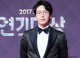 [2017 SBS 연기대상] 엄기준, 올해의 캐릭터상 영예 "지성아 고맙다"