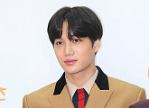 [BZ포토] 엑소 카이, 화려한 금빛 슈트