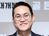 [BZ포토] 김성균, '환한 미소' 반전 매력