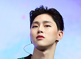 [BZ포토] JBJ 권현빈, 각도 무시하는 잘생김