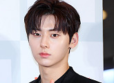 [BZ포토] 워너원 황민현, '멋짐이란 것이 폭발'