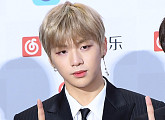 [BZ포토] 워너원 강다니엘, '육지담 스캔들 이후 첫 포착'