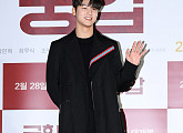 [BZ포토] 강민혁, 롱코트 멋쟁이