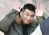 [BZ포토] 빅뱅 대성 입대, '건강하게 잘 다녀올게요'