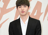 [BZ포토] 워너원 김재환, 수줍은 포토타임