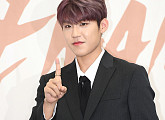 [BZ포토] 워너원 박우진, 카리스마 뿜뿜