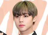 [BZ포토] 워너원 박지훈, '이 하트 저장해'