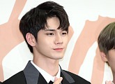 [BZ포토] 워너원 옹성우, 옹비드의 치명적인 손하트