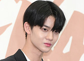 [BZ포토] 워너원 배진영, 여심 녹이는 눈빛