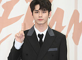 [BZ포토] 워너원 옹성우, '어김없이 다비드 옹~'