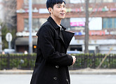 [BZ포토] 동방신기 유노윤호, '출근길 런웨이'