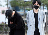 [BZ포토] 갓세븐 뱀뱀-유겸, 가려도 멋짐