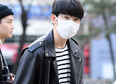 [BZ포토] 갓세븐 진영, 마스크 뚤고 나오는 잘생김