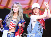 [BZ포토] EXID 정화-하니, 예쁜 애 옆에 예쁜 애
