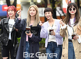 [BZ포토] EXID, '솔지 빠져 아쉬운 출근길~'