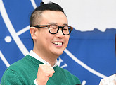 [BZ포토] '정글의 법칙 in 남극' 연출한 김진호 PD
