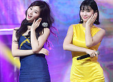 [BZ포토] 트와이스 사나-모모, '1위라서 행복해'