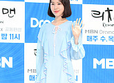 [BZ포토] 김예원, 하늘빛 원피스 자태