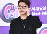 [BZ포토] '더 콜' 김범수, 전화 왔네요~