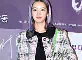 [BZ포토] 아이린, 시선 사로잡는 화려한 비주얼