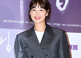 [BZ포토] 한지혜, 과감한 하의실종