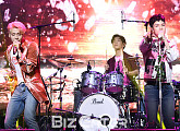 [BZ포토] 엔플라잉, '우리가 만찢남 밴드'