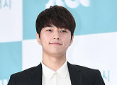[BZ포토] 김명수, '살짝 웃으면 심쿵'
