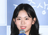 [BZ포토] '여중생A' 정다은, '데뷔 후 첫 장편영화예요~'