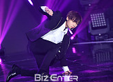 [BZ포토] 워너원 박지훈, 카리스마 뿜뿜