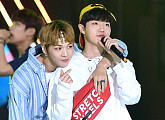 [BZ포토] 워너원 강다니엘-김재환, 꿀케미