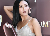 [BZ포토] 마마무 화사, 아이스크림 먹은 입술