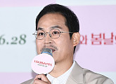 [BZ포토] 김성균, '나와 봄날의 약속' 선택 이유? "시나리오가 이상해서"