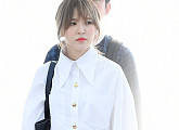 [BZ포토] 레드벨벳 웬디, '승완이 후광이 번쩍~'