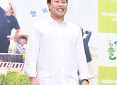 [BZ포토] 이진호, 고정 예능 '해맑은 미소'