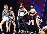[BZ포토] 신인 걸그룹 네온펀치 '문라이트' 출격
