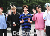 [BZ포토] 데이식스, '뮤직뱅크 출근 했어요~'