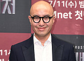 [BZ포토] 홍석천, 러브캐처? '예능계 미스터션샤인 될 것'