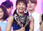 [BZ포토] 에이핑크 정은지, 1위 행복감 숨길 수 없네