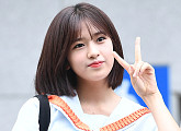 [BZ포토] 안유진, '브이만 해도 CF 한장면'