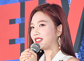 [BZ포토] 레드벨벳 조이, '인형이 말해요~'