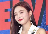 [BZ포토] 레드벨벳 조이, 미소 띤 얼굴