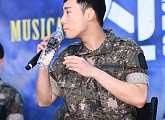 [BZ포토] 인피니트 성규, '떨리네요~'