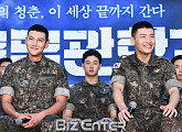 [BZ포토] 지창욱-강하늘, '이런 멋진 군인이라니'