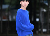 [BZ포토] 김용국, '오늘의 기분은 블루~'