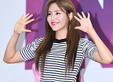 [BZ포토] AOA 혜정, '얼굴도 손도 예쁘네'