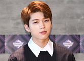 [BZ포토] 남우현, '오해하지 마세요... 파이팅 포즈'