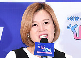 [BZ포토] 박미선, 교통사고 후유증 "치료 남았지만... 여행 다닐 정도로 회복해"