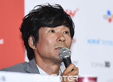 [BZ포토] 오광록, 윤재호 감독 작품 함께해 "영광이고 기쁘다"