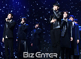 [BZ포토] 더 맨 블랙, '뮤지컬처럼~'